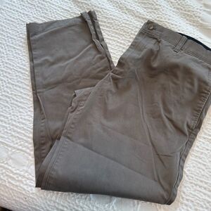 Gap EUC Kahkis Size 36x32